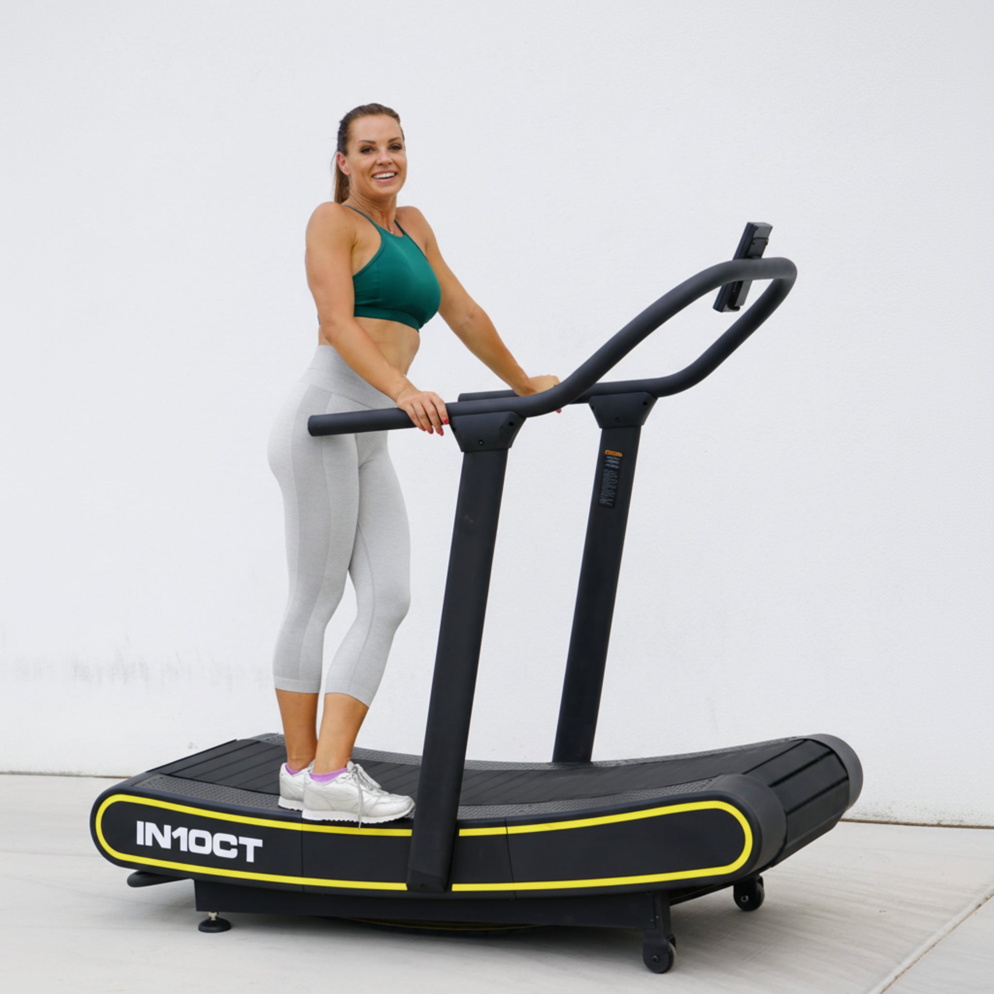 Elite Curved Manual Treadmill – Commercial-Grade Self-Powered Running System (Black & Yellow)